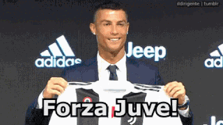 CR7 with Juve Jersey